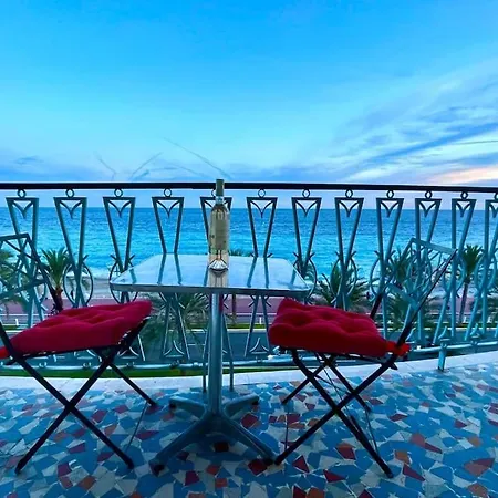 La Vague Bleue * Nizza